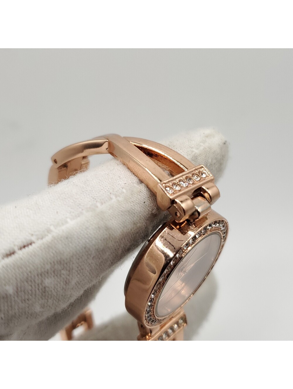 Rose Gold Rhinestone Bezel Quartz Watch Women 26mm New Battery - Picture 7 of 10
